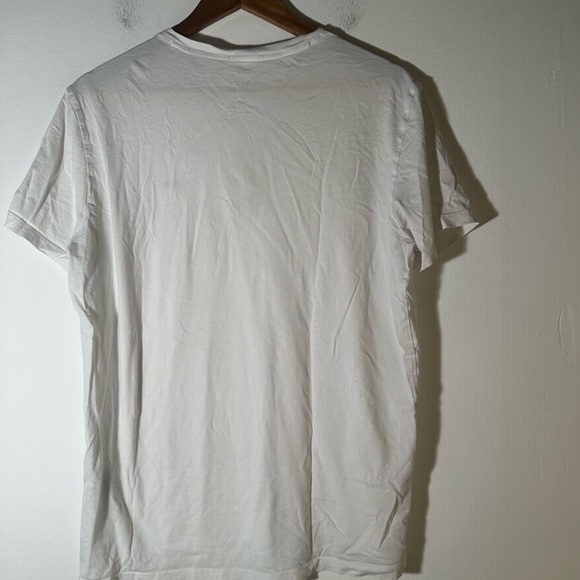 Armani Exchange Men's White V-Neck T-Shirt - Picture 2 of 3